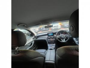 Mercedes-Benz C-Class C180 - Image 10