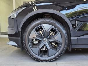 Volvo EX30 Twin Motor Performance Ultra - Image 10