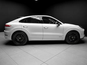 Porsche Cayenne GTS coupe - Image 12