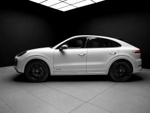 Porsche Cayenne GTS coupe - Image 2