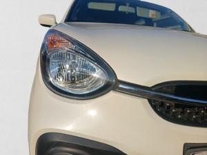 Toyota Vitz 1.0 XR auto - Image 18
