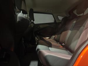 Toyota Starlet Cross 1.5 XS auto - Image 20