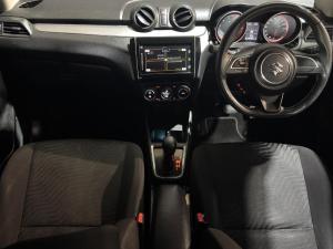 Suzuki Swift 1.2 GLX auto - Image 10