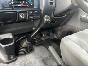 Toyota Land Cruiser 79 4.5D-4D LX V8 single cab - Image 10