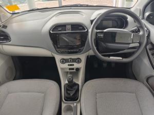 Tata Tiago 1.2 XT manual - Image 5