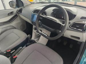 Tata Tiago 1.2 XT manual - Image 8