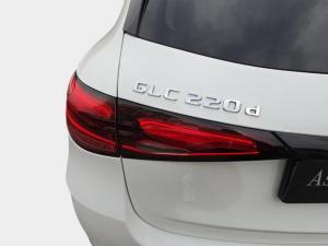 Mercedes-Benz GLC GLC220d 4Matic Avantgarde - Image 19