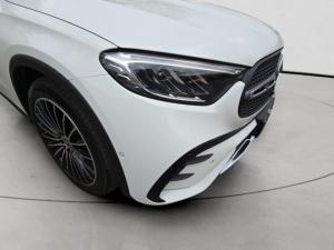 Mercedes-Benz GLC GLC300d 4Matic Avantgarde - Image 17