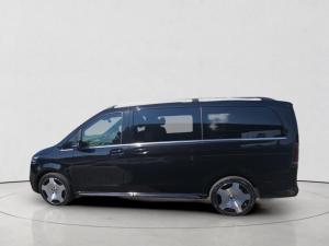 Mercedes-Benz V300d Executive - Image 10