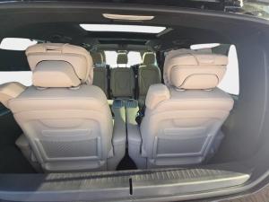 Mercedes-Benz V300d Executive - Image 16