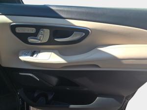 Mercedes-Benz V300d Executive - Image 21