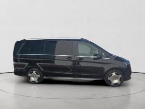 Mercedes-Benz V300d Executive - Image 4