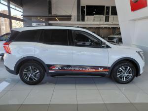 Mahindra XUV700 2.0T AX5 - Image 11