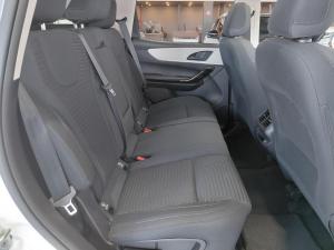 Mahindra XUV700 2.0T AX5 - Image 23
