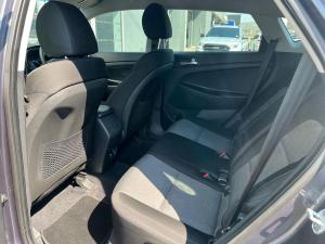 Hyundai Tucson 2.0 Premium - Image 16