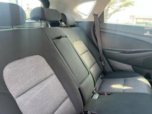 Hyundai Tucson 2.0 Premium - Image 19