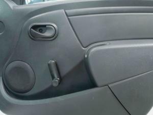 Nissan NP200 1.6i safety pack (aircon) - Image 17