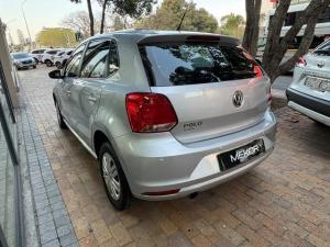 Volkswagen Polo Vivo hatch 1.6 Comfortline auto - Image 4