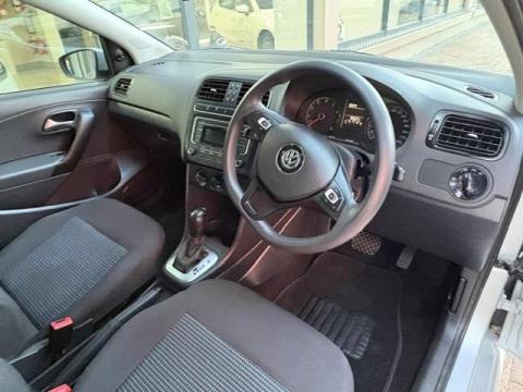 Image Volkswagen Polo Vivo hatch 1.6 Comfortline auto