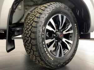 Isuzu D-MAX 250 HO X-RIDER D/C - Image 13