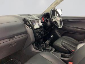 Isuzu D-MAX 250 HO X-RIDER D/C - Image 20