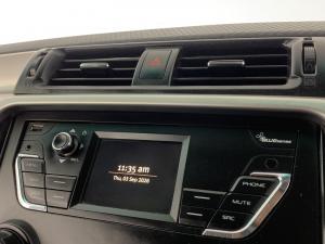 Mahindra KUV 100 1.2 K6+ NXT - Image 9