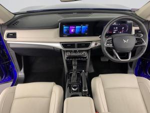 Mahindra XUV 700 2.0 AX7 automatic - Image 16