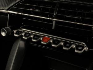 Peugeot 2008 1.2T Active automatic - Image 11