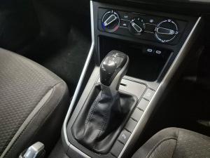 Volkswagen Polo hatch 1.0TSI Life auto - Image 12