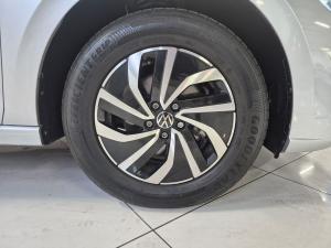 Volkswagen Polo hatch 1.0TSI Life auto - Image 7