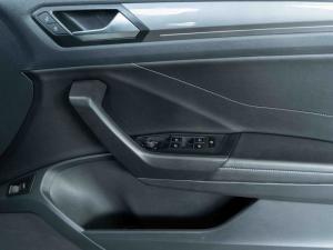 Volkswagen T-Roc 1.4TSI Design - Image 17
