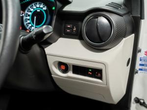 Suzuki Ignis 1.2 GLX - Image 17