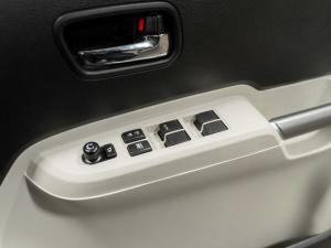 Suzuki Ignis 1.2 GLX - Image 18