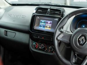 Renault Kwid 1.0 Techno auto - Image 11