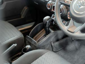 Suzuki Jimny 1.5 GLX AllGrip 5-door auto - Image 13