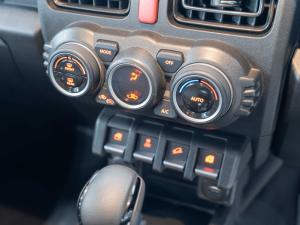 Suzuki Jimny 1.5 GLX AllGrip 5-door auto - Image 17
