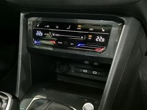 Volkswagen Tiguan 2.0TDI 130kW 4Motion R-Line - Image 21