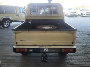Toyota Land Cruiser 79 4.5D-4D V8 double cab LX - Image 5