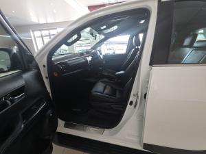 Toyota Hilux 2.8GD-6 double cab 4x4 Legend 50 - Image 7