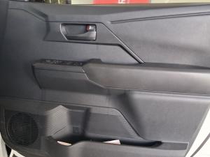 Toyota Hilux 2.8GD-6 double cab SRX - Image 17