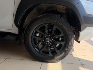 Toyota Hilux 2.8GD-6 double cab 4x4 Legend auto - Image 15