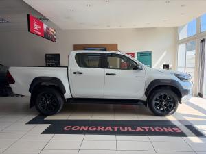 Toyota Hilux 2.8GD-6 double cab 4x4 Legend auto - Image 3