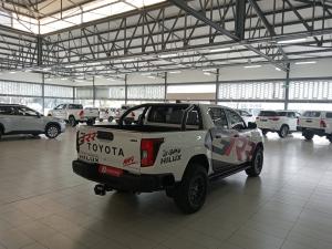 Toyota Hilux 2.8GD-6 double cab SRX 4x4 - Image 2