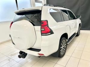 Toyota Land Cruiser Prado 2.8GD VX-L - Image 2