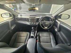 Toyota RAV4 2.0 GX - Image 6