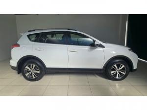 Toyota RAV4 2.0 GX - Image 3