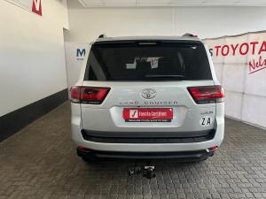 Toyota Land Cruiser 300 3.3D GX-R - Image 5