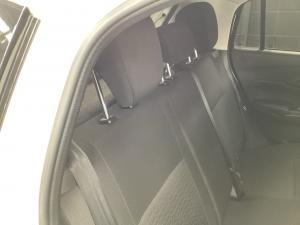 Suzuki Swift 1.2 GL - Image 16
