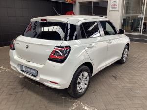 Suzuki Swift 1.2 GL - Image 2