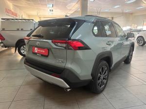 Toyota RAV4 2.0 GX-R AWD - Image 2